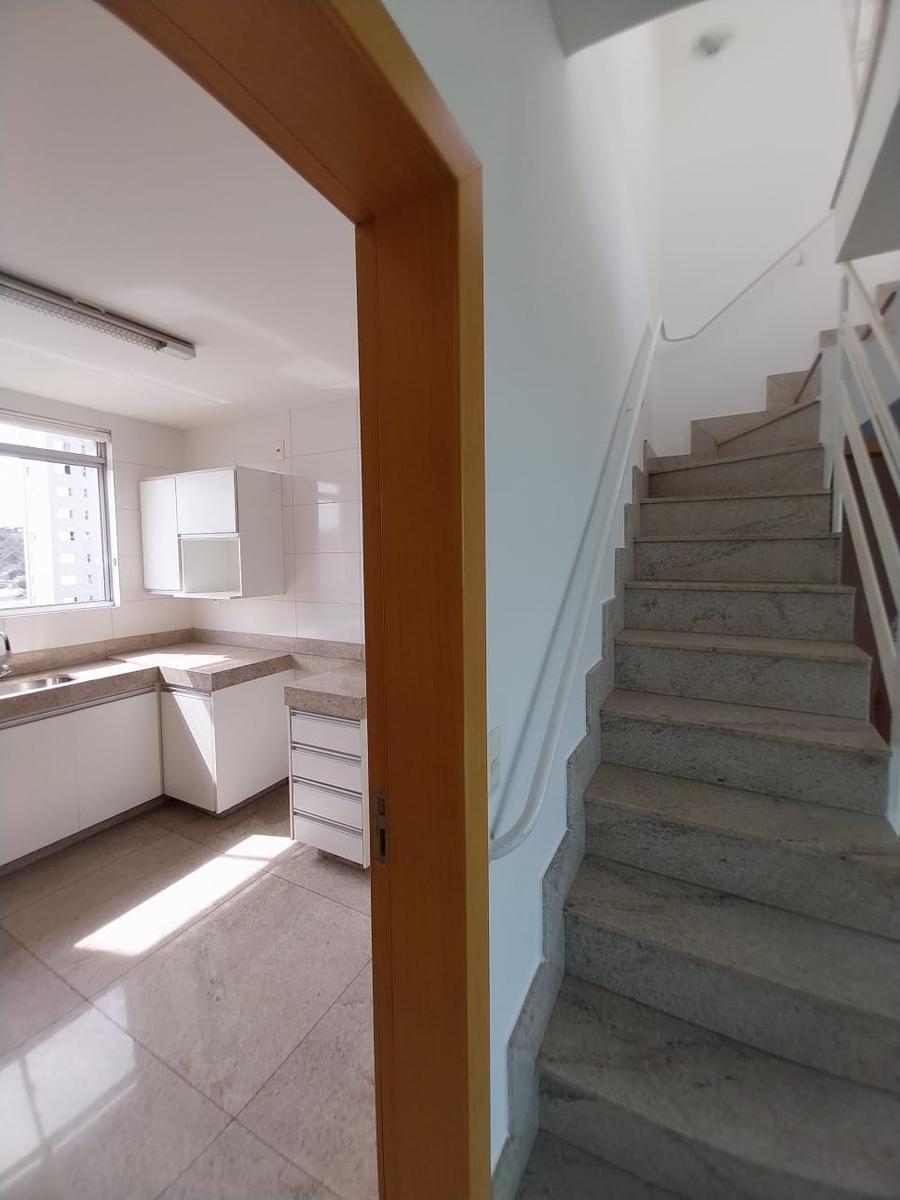 Cobertura, Castelo, 3 Quartos, 2 Vagas, 1 Suíte