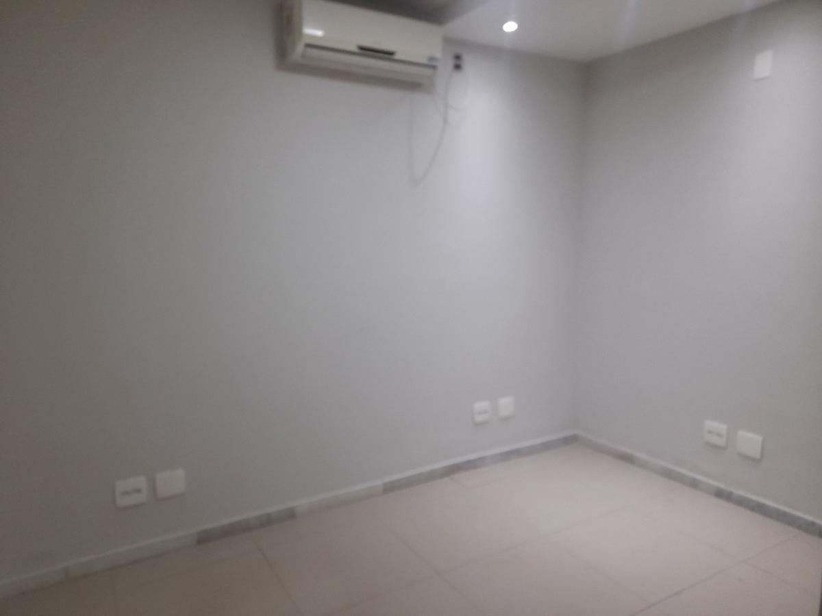 Andar, Esplanada, 0 Quarto, 0 Vaga