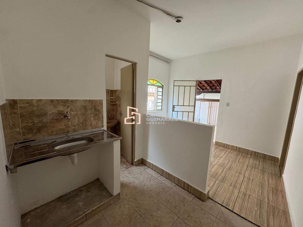 Casa, Conjunto Habitacional Vale do Jatobá, 1 Quarto