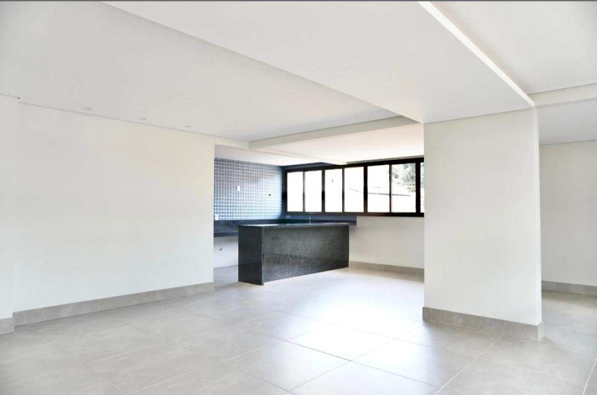 Cobertura, Prado, 3 Quartos, 4 Vagas, 1 Suíte