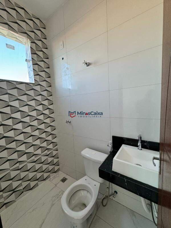 Casa, Vila Celeste, 3 Quartos, 2 Vagas, 1 Suíte