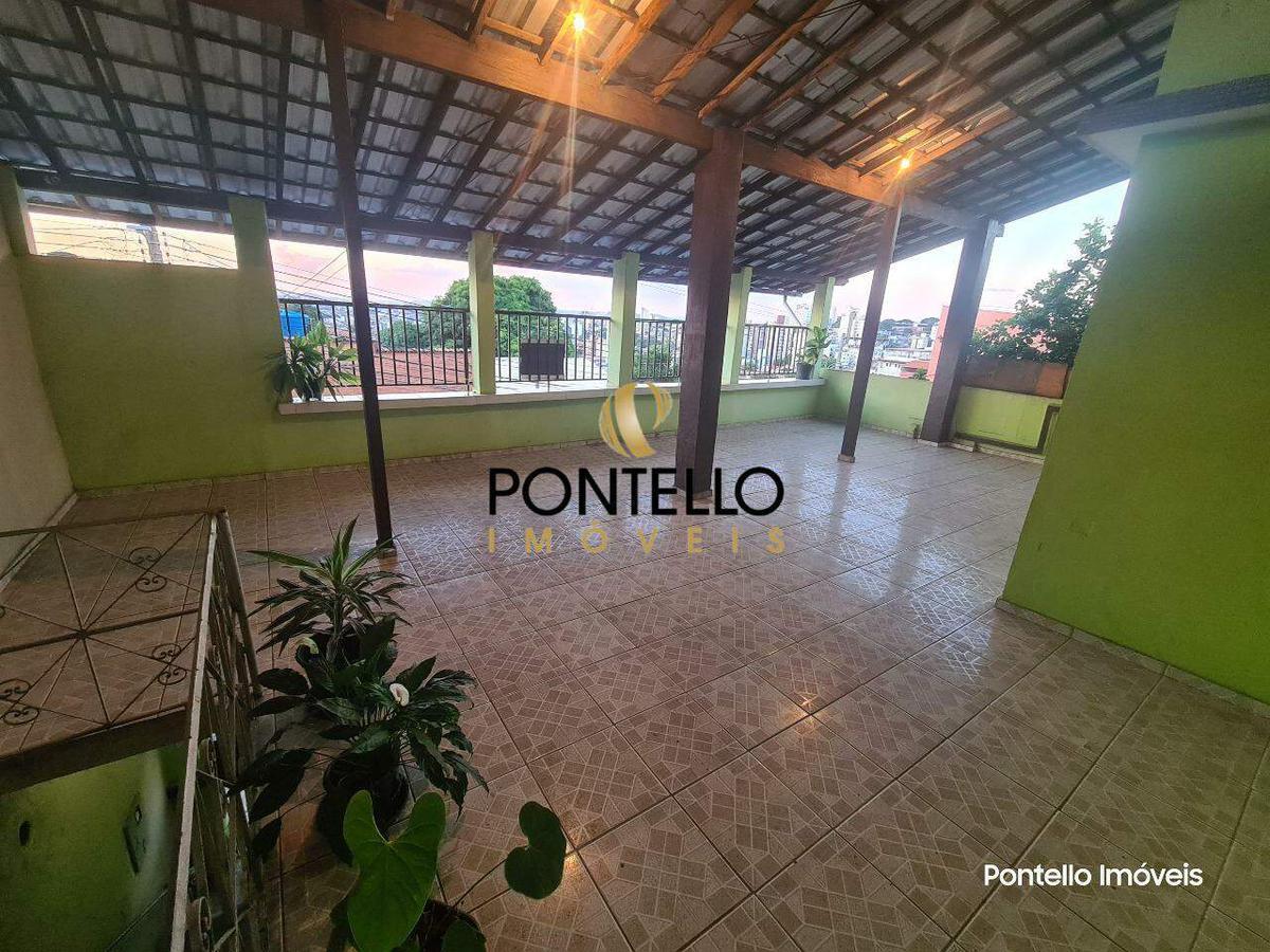 Casa, Concórdia, 4 Quartos, 2 Vagas, 1 Suíte