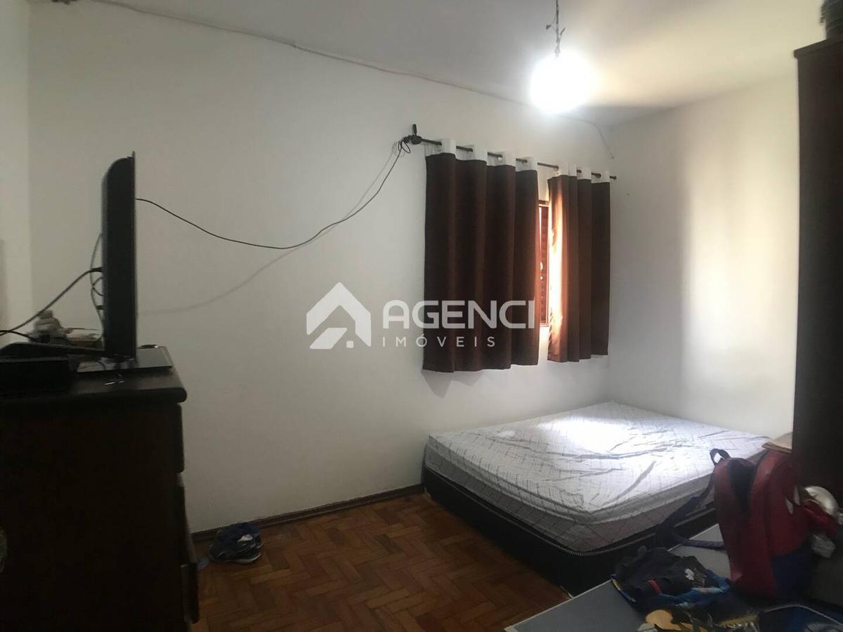 Casa, Santa Maria, 3 Quartos, 0 Vaga, 1 Suíte