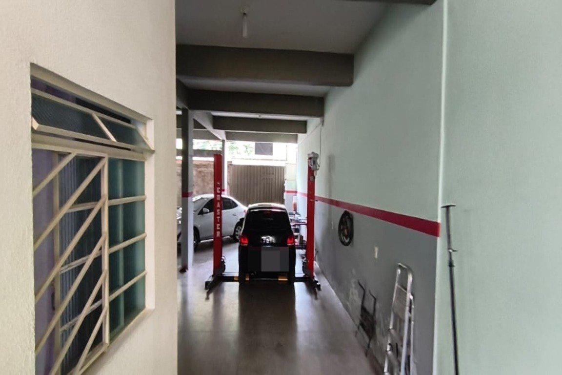 Casa, Ouro Minas, 2 Quartos, 8 Vagas