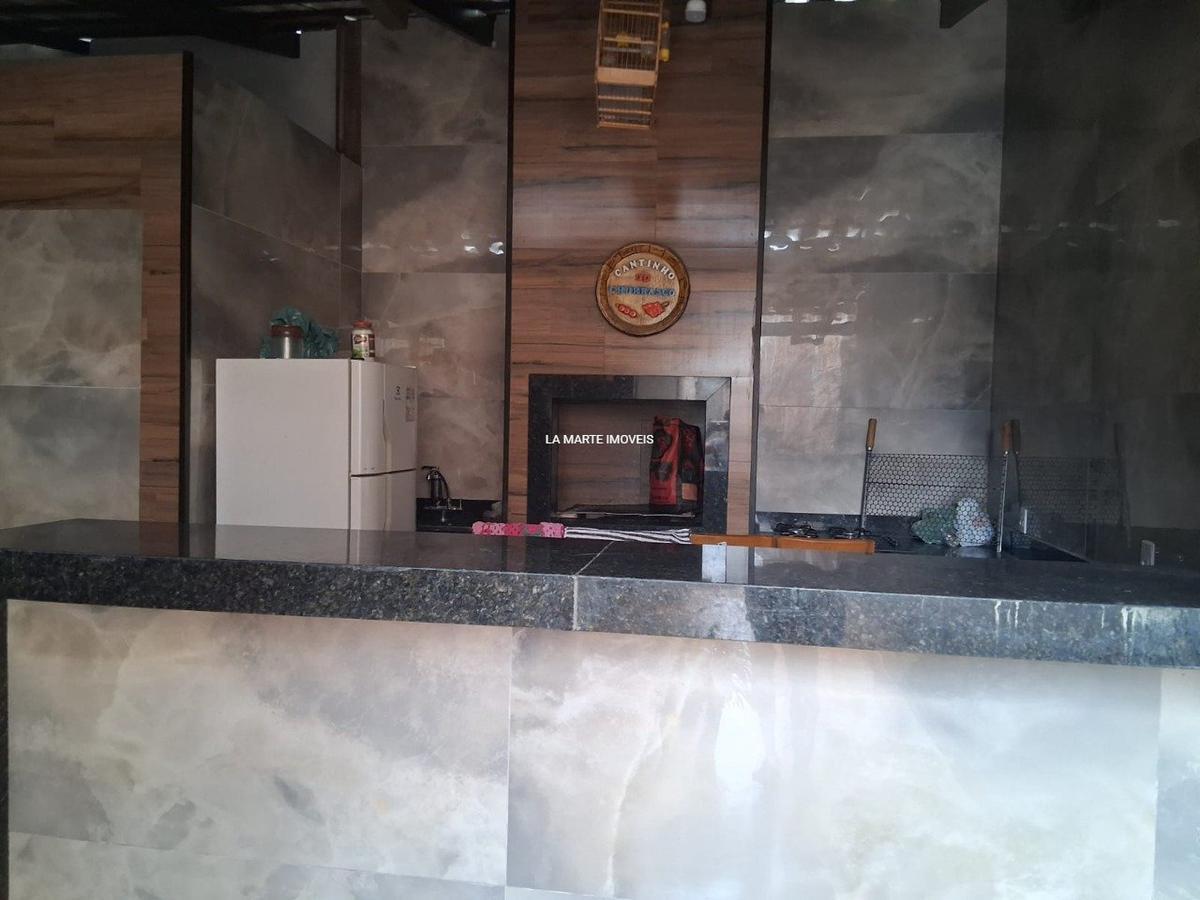Casa, Industrial, 3 Quartos, 5 Vagas, 1 Suíte