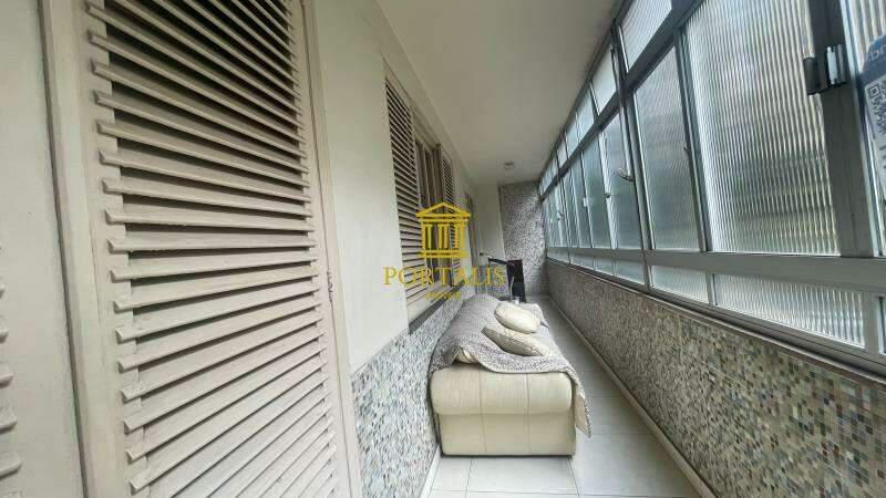 Apartamento, Centro, 4 Quartos, 0 Vaga, 1 Suíte