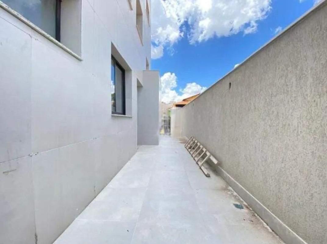 Apartamento, Santa Amélia, 3 Quartos, 4 Vagas, 1 Suíte