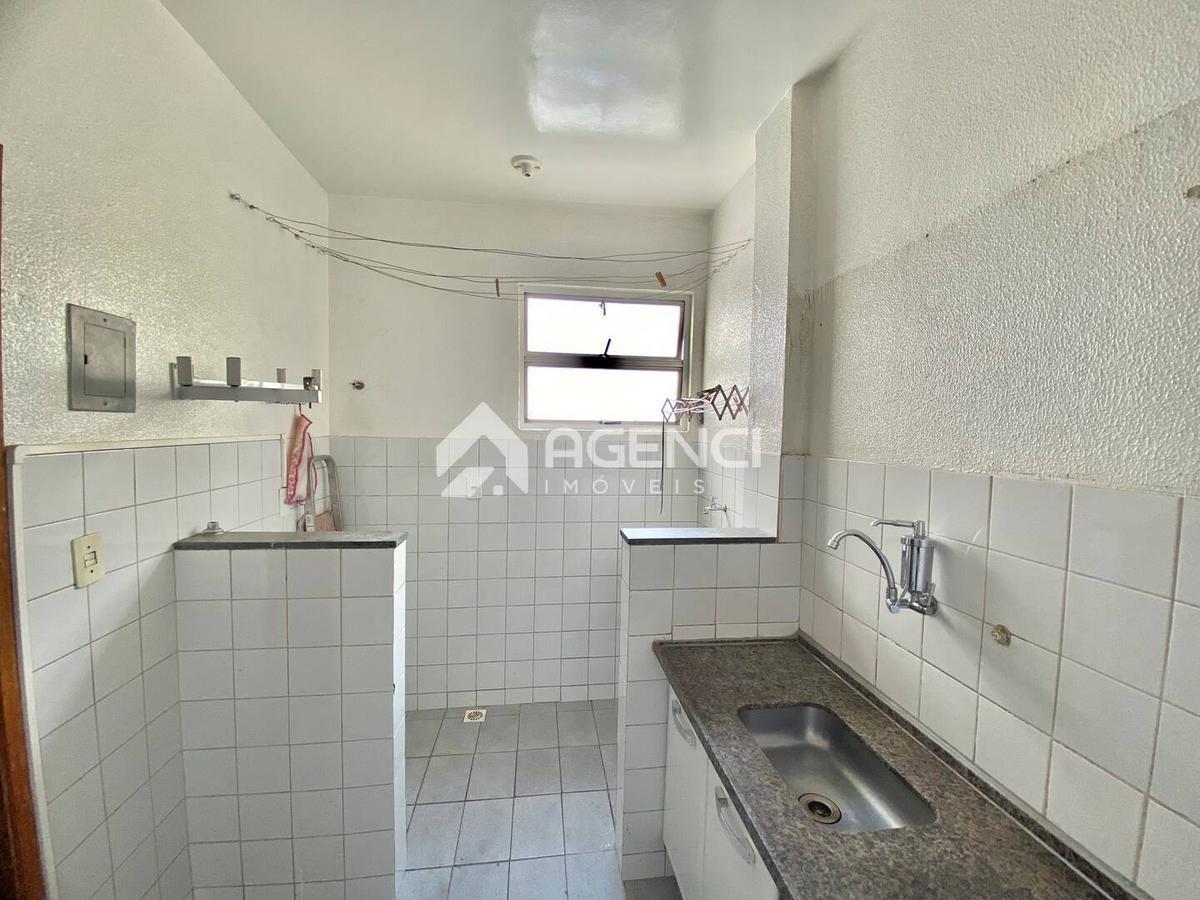 Apartamento, Camargos, 2 Quartos, 0 Vaga, 0 Suíte