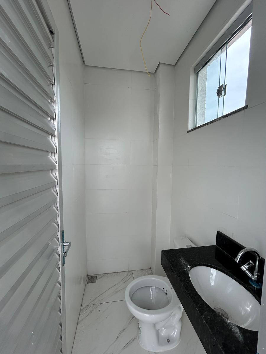 Cobertura, Coqueiros, 2 Quartos, 1 Vaga, 1 Suíte