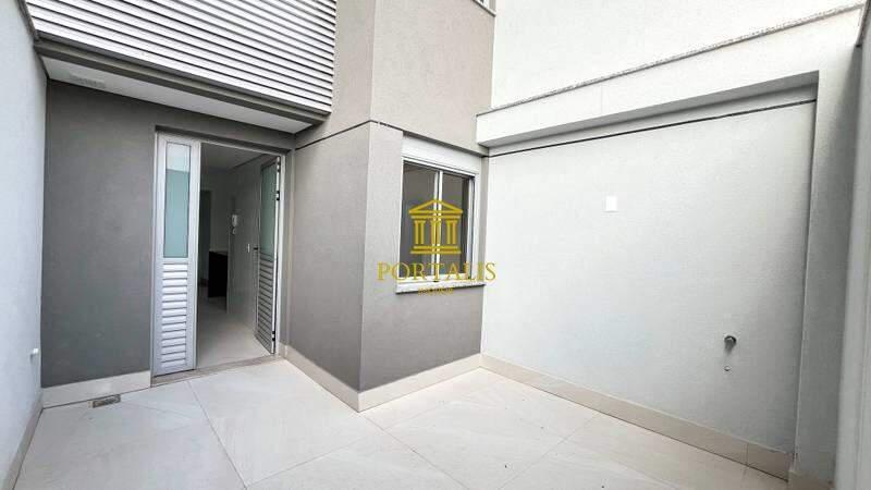 Apartamento, Sagrada Família, 3 Quartos, 2 Vagas, 1 Suíte