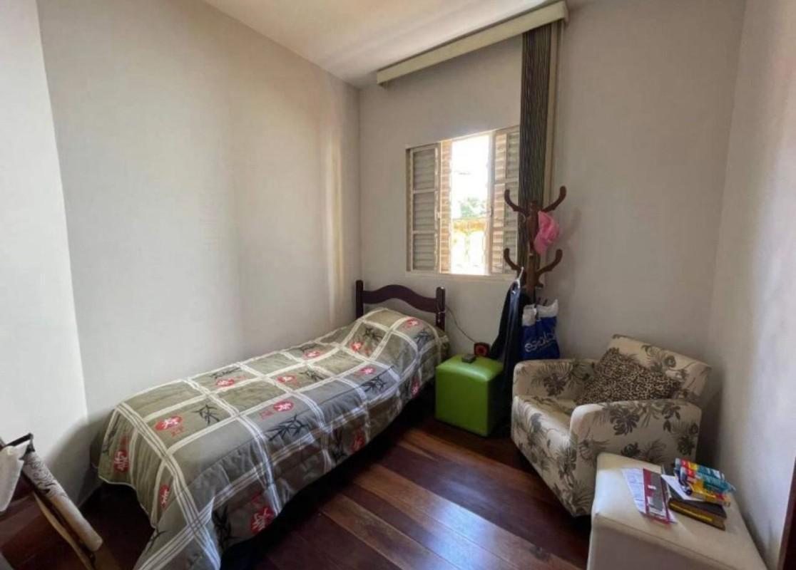 Casa, Planalto, 3 Quartos, 3 Vagas, 1 Suíte