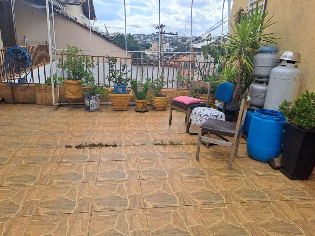 Casa, Havaí, 3 Quartos, 6 Vagas, 1 Suíte