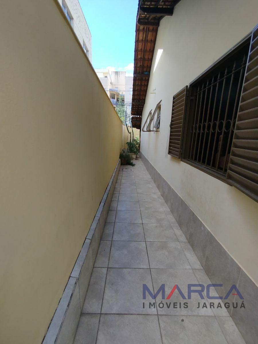 Casa, Dona Clara, 0 Quarto, 4 Vagas