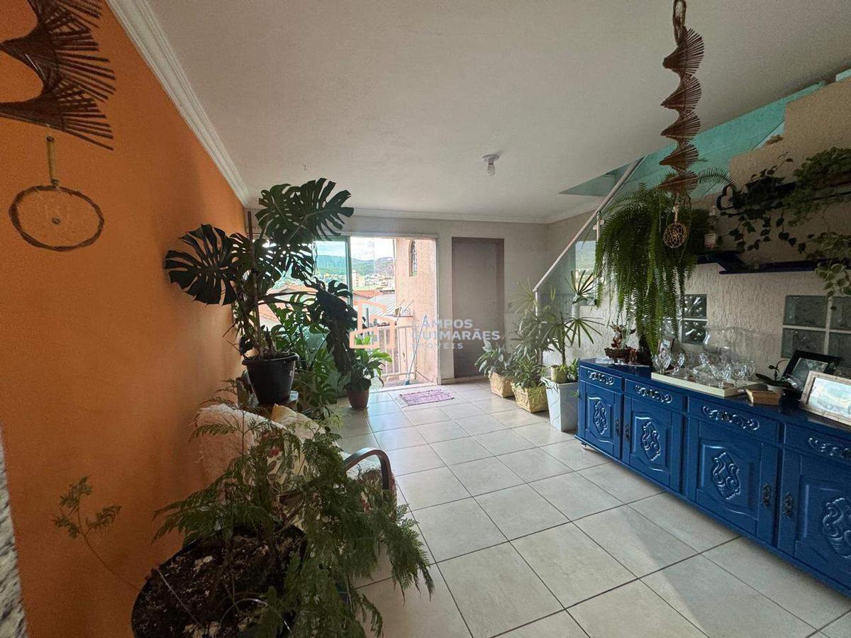 Casa Comercial, Brasil Industrial, 3 Quartos, 4 Vagas, 1 Suíte