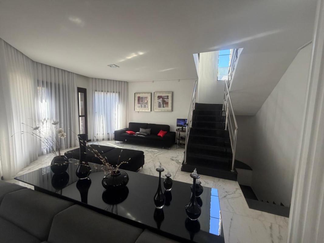 Casa, Jardim Riacho das Pedras, 4 Quartos, 6 Vagas, 1 Suíte