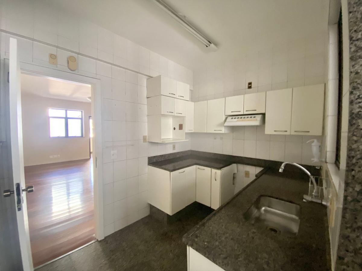 Apartamento, Funcionários, 4 Quartos, 2 Vagas, 1 Suíte