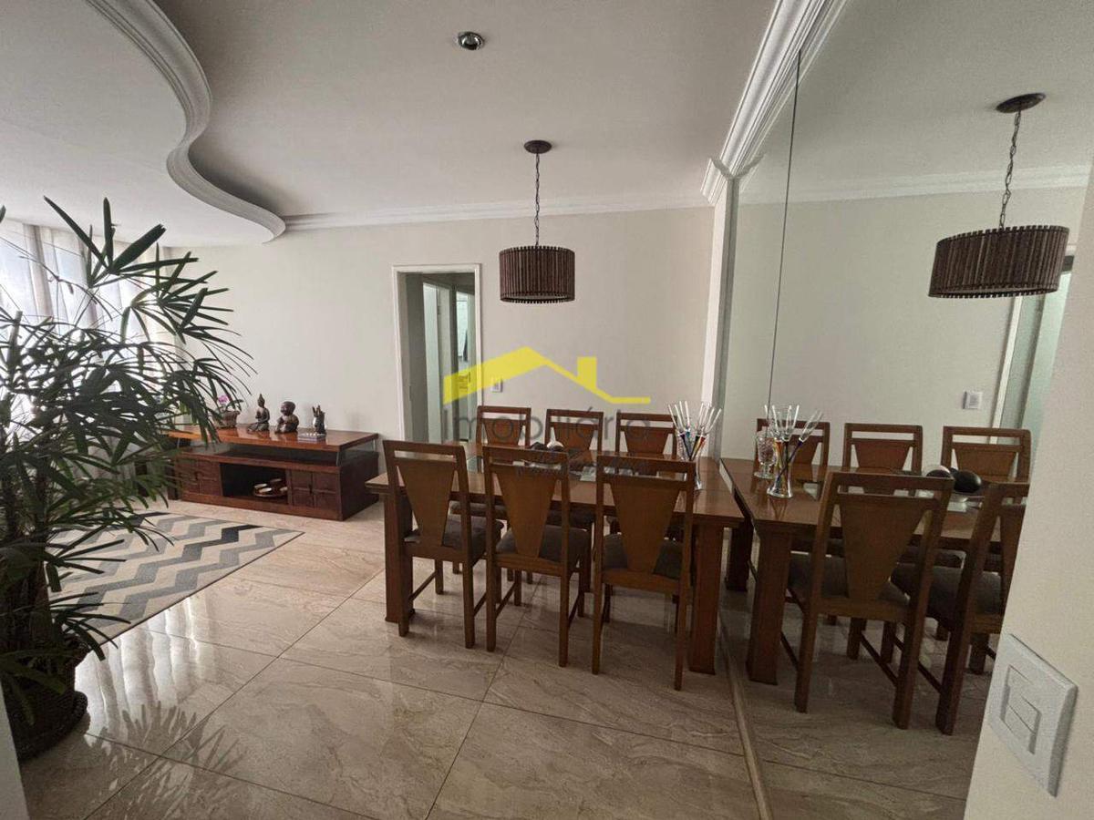 Apartamento, Estoril, 2 Quartos, 1 Vaga, 1 Suíte