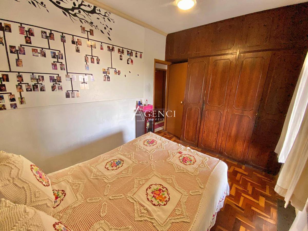 Casa, Santa Maria, 6 Quartos, 0 Vaga, 0 Suíte