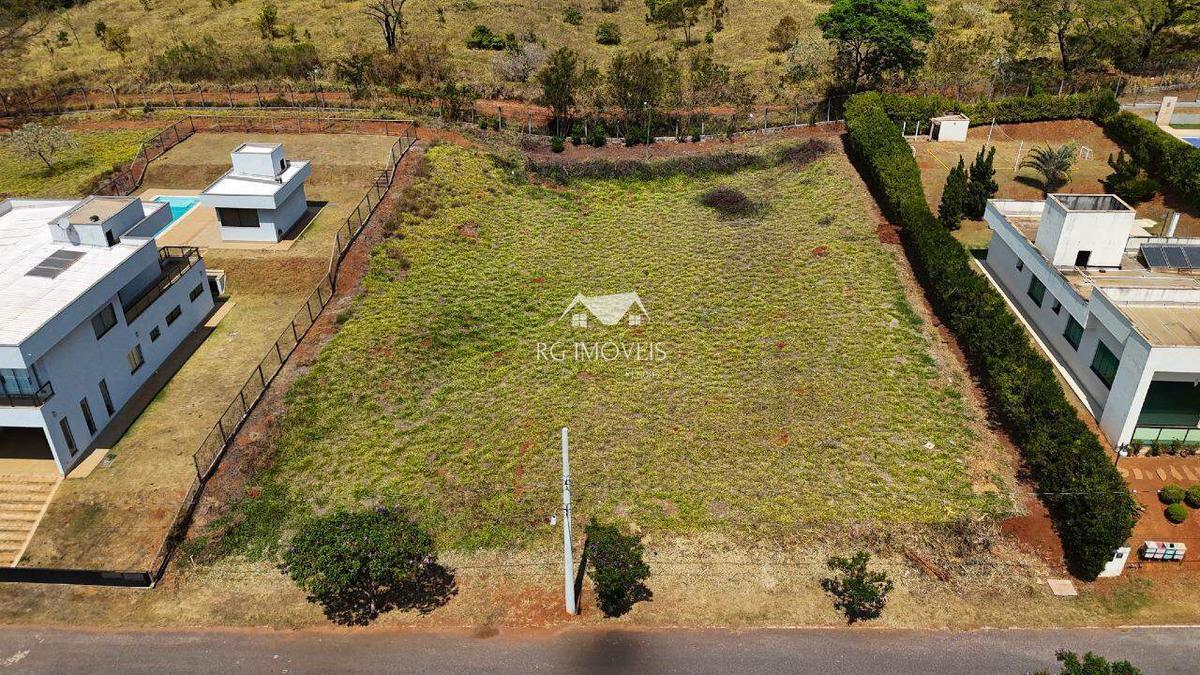 Lote, Condomínio Serra dos Bandeirantes, 0 Quarto, 0 Vaga