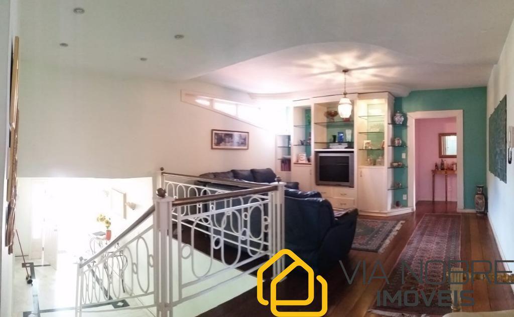 Casa, Estoril, 4 Quartos, 20 Vagas, 2 Suítes