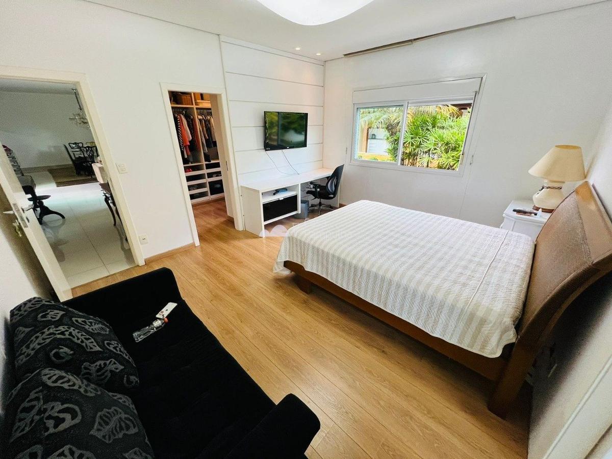Casa, Jardim Atlântico, 4 Quartos, 6 Vagas, 3 Suítes