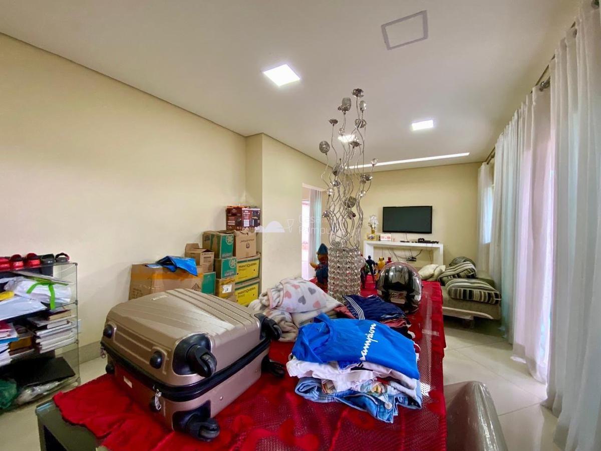 Casa, Rio Branco, 4 Quartos, 3 Vagas, 1 Suíte