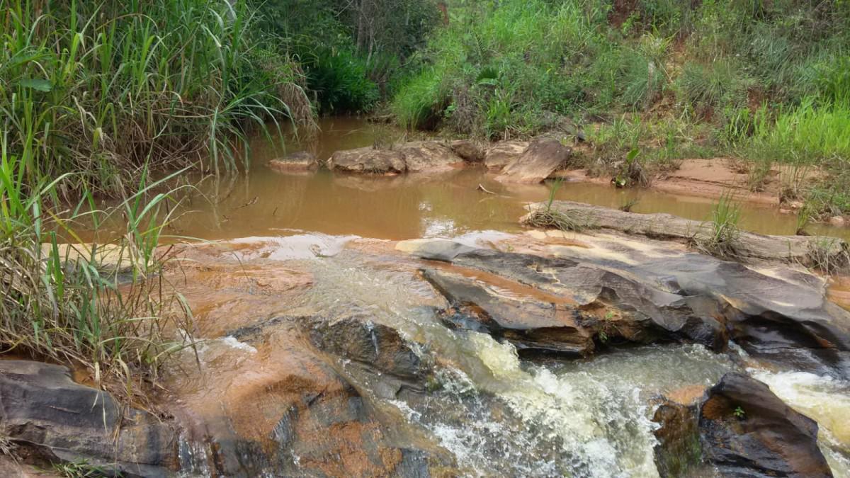 Fazenda, Bicuíba, 4 Quartos, 10 Vagas, 2 Suítes
