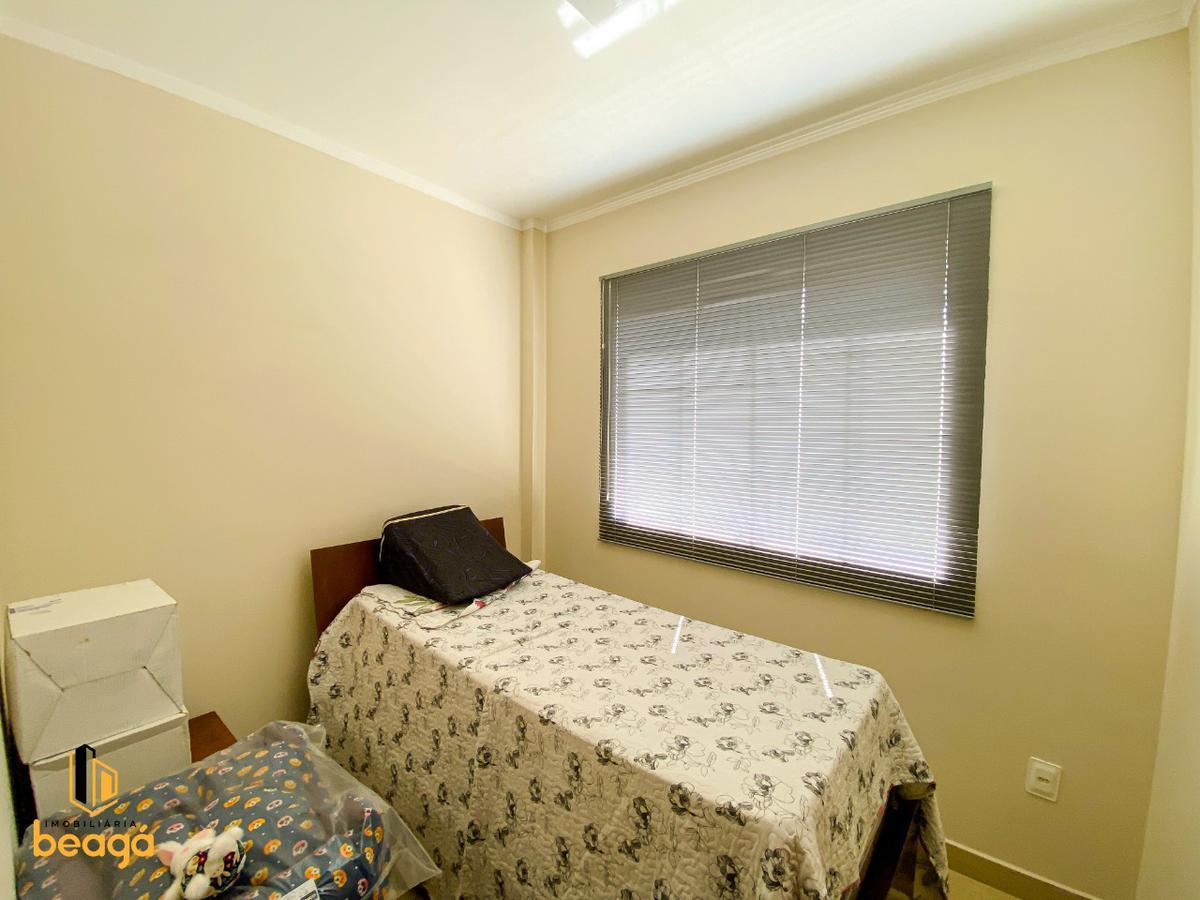 Casa, Trevo, 4 Quartos, 4 Vagas, 1 Suíte