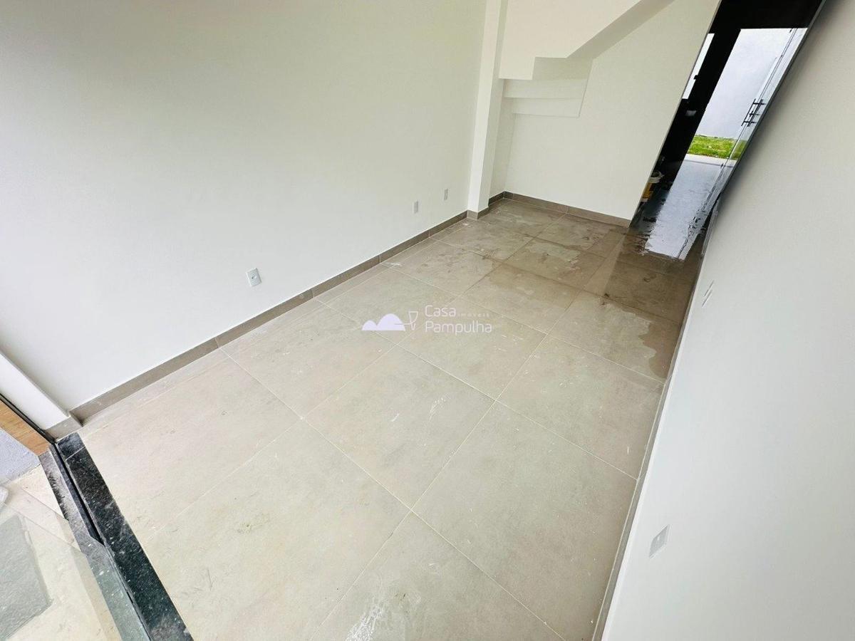 Casa, Santa Mônica, 2 Quartos, 1 Vaga, 2 Suítes