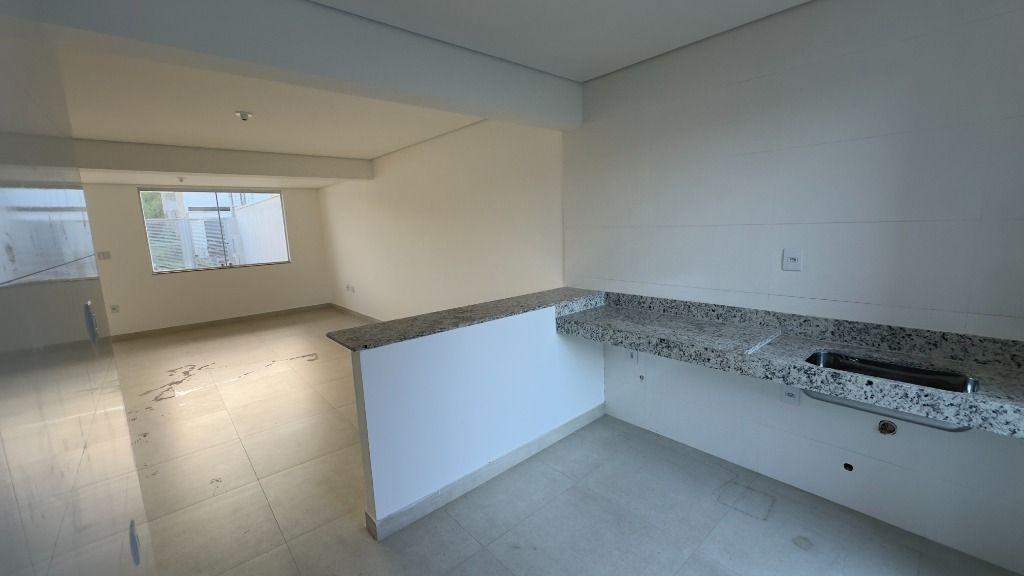 Casa, Paciência, 3 Quartos, 2 Vagas, 1 Suíte