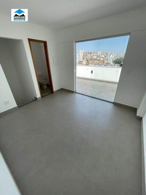 Cobertura, Sagrada Família, 2 Quartos, 3 Vagas, 1 Suíte
