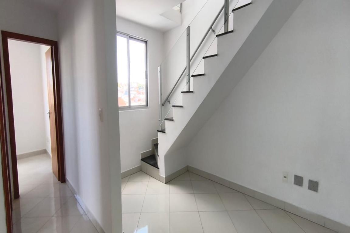 Cobertura, Santa Cruz, 3 Quartos, 2 Vagas, 1 Suíte