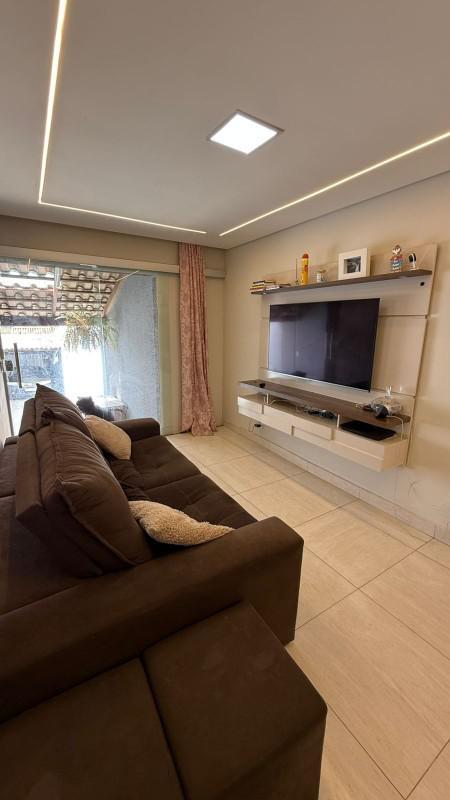 Casa, Masterville, 2 Quartos, 3 Vagas