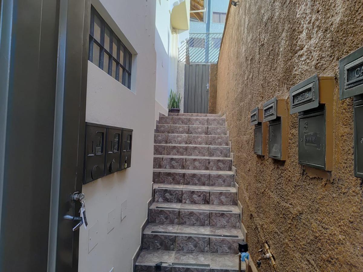 Quitinete, Centro, 1 Quarto, 0 Vaga