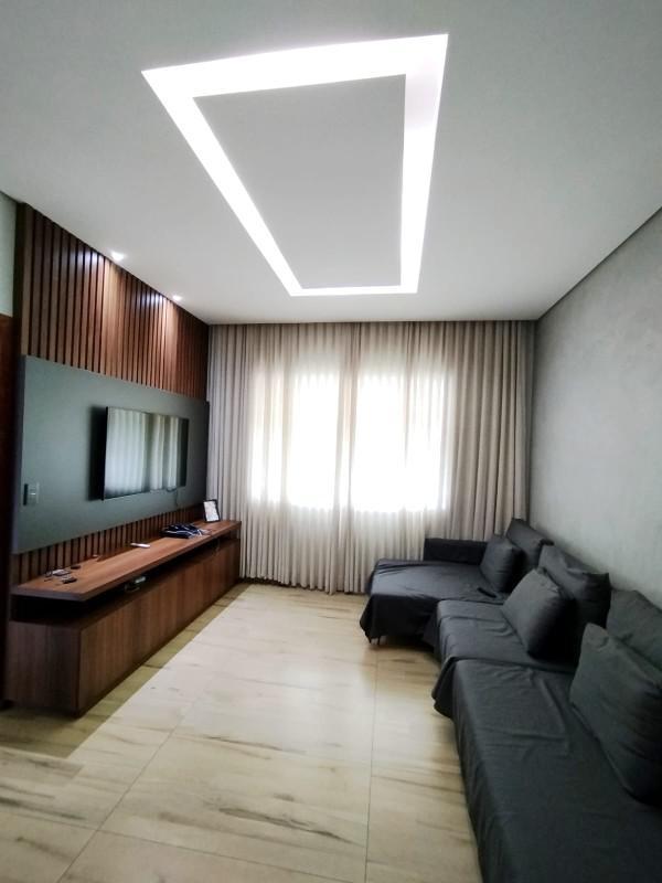 Casa, Palmeiras, 3 Quartos, 4 Vagas, 1 Suíte