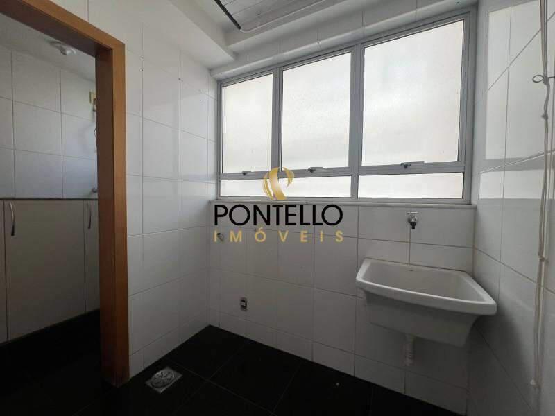 Apartamento, Sagrada Família, 3 Quartos, 2 Vagas, 1 Suíte