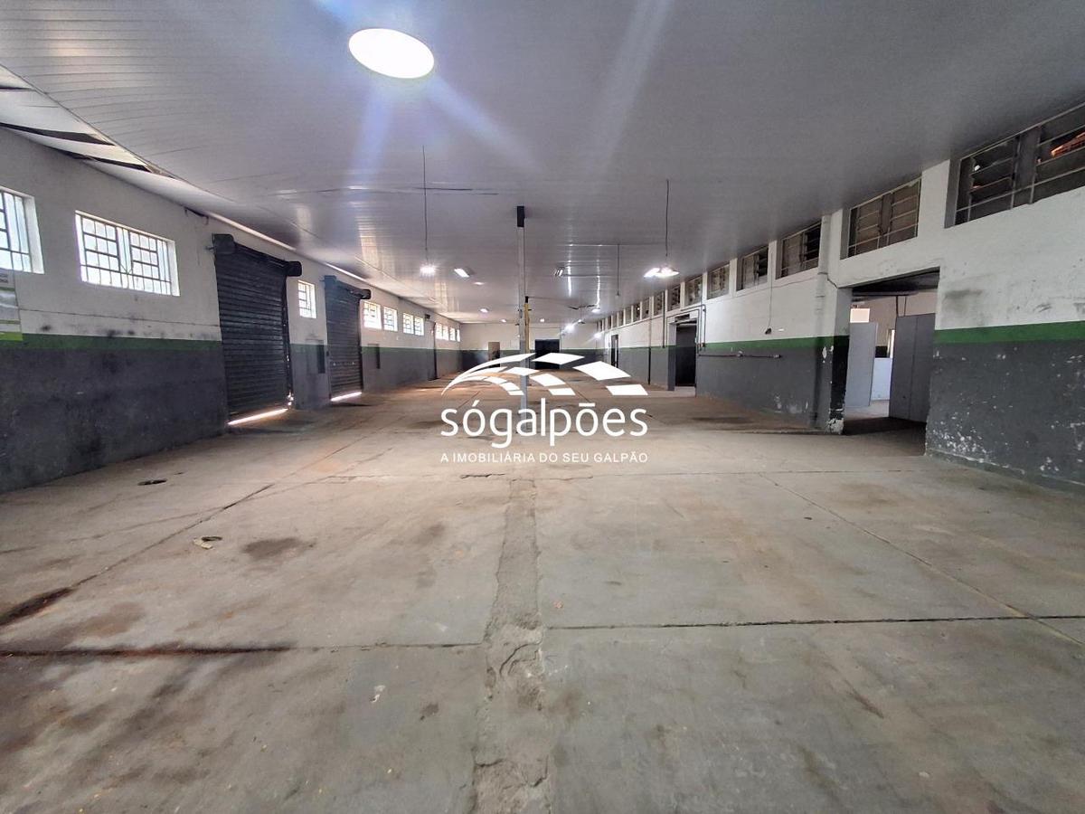 Galpão, São Francisco, 20 Vagas