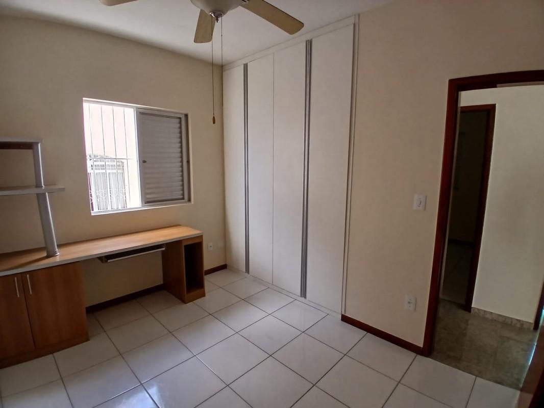Apartamento, Itapoã, 4 Quartos, 3 Vagas, 1 Suíte
