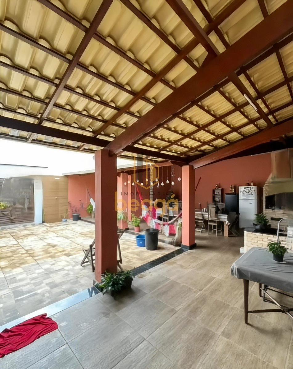 Casa, São Benedito, 4 Quartos, 2 Vagas, 1 Suíte