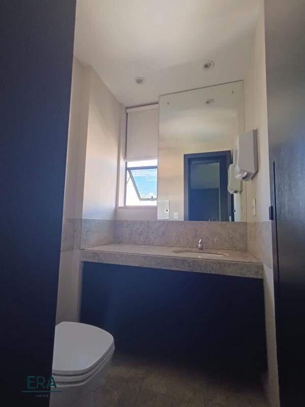 Sala, Savassi, 0 Quarto, 2 Vagas