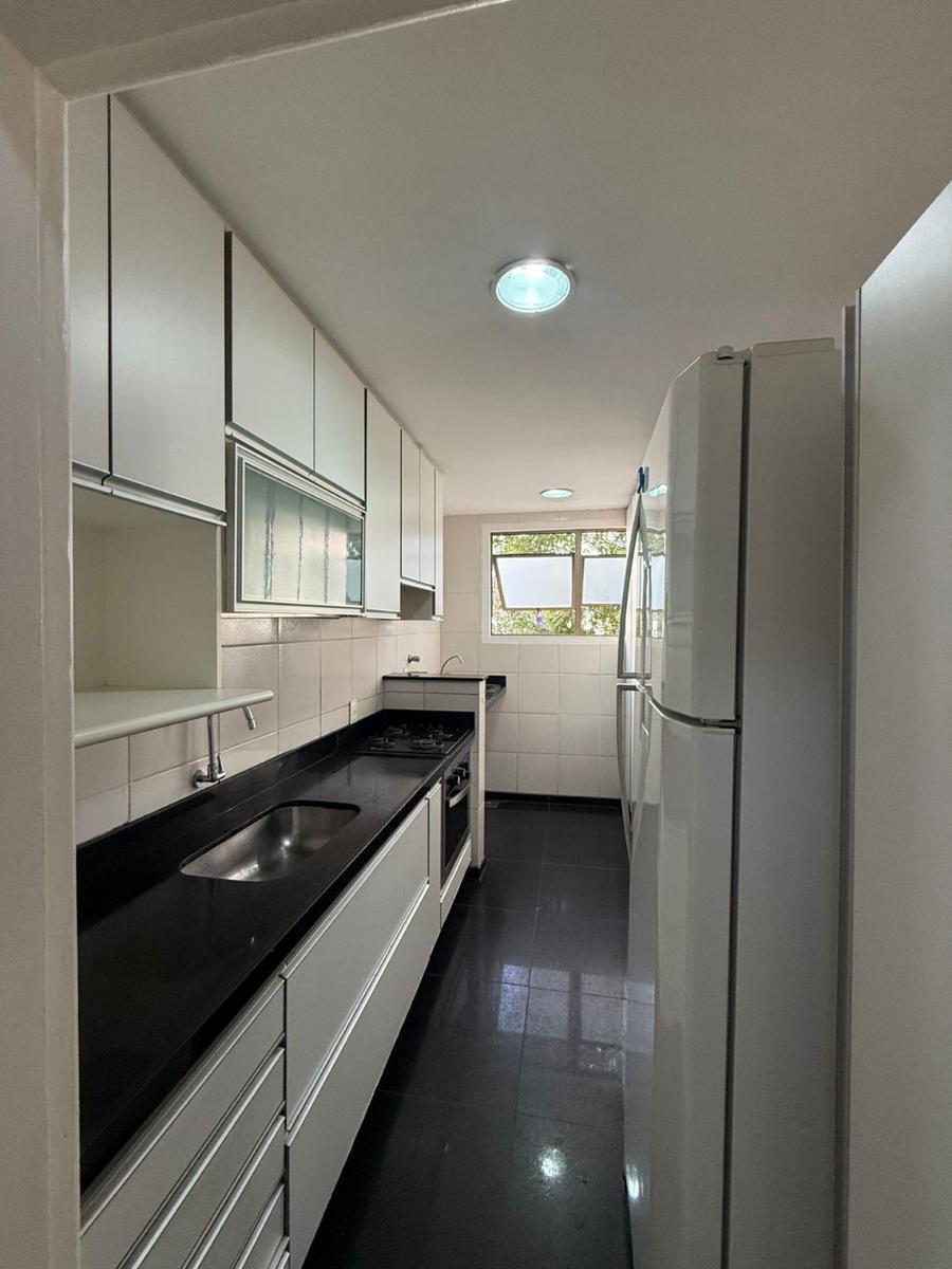 Apartamento, Estoril, 2 Quartos, 2 Vagas