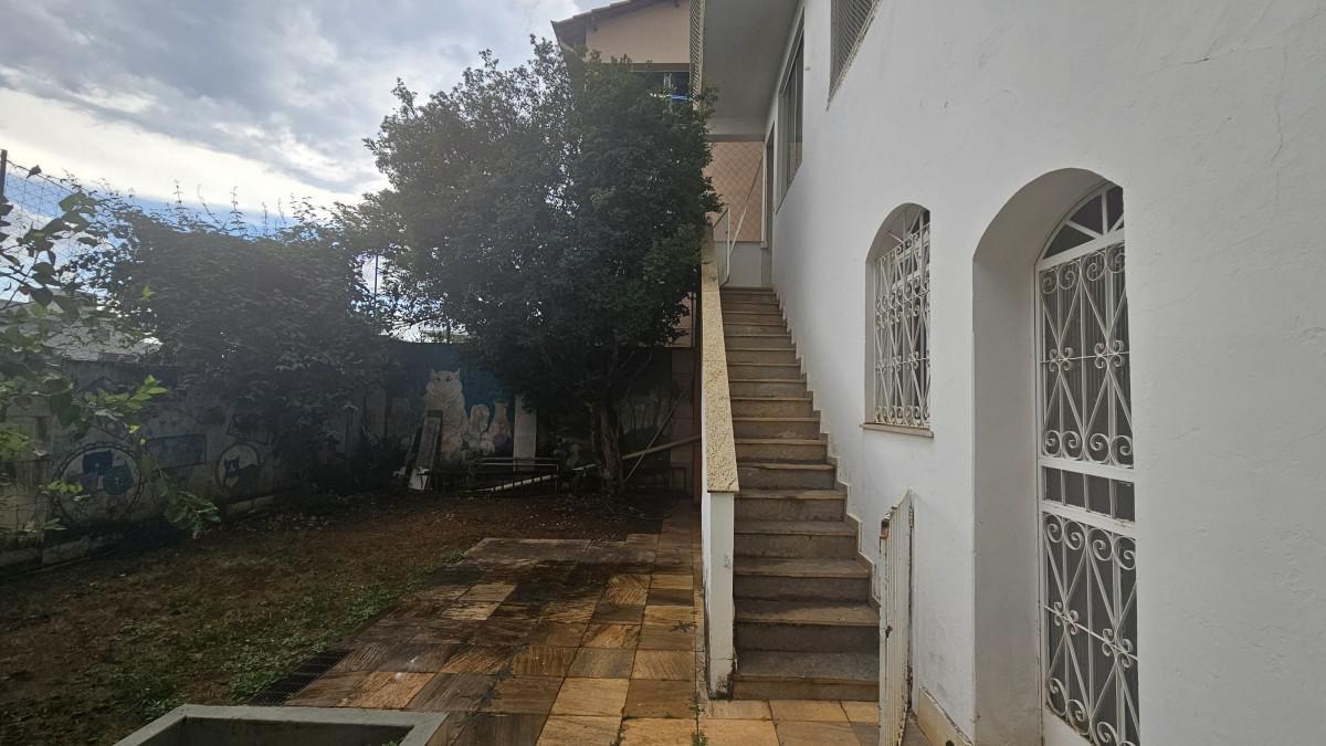 Casa, Nova Floresta, 5 Quartos, 4 Vagas, 2 Suítes