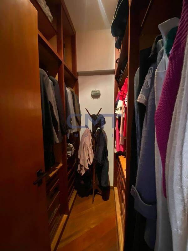 Apartamento, Funcionários, 4 Quartos, 3 Vagas, 2 Suítes