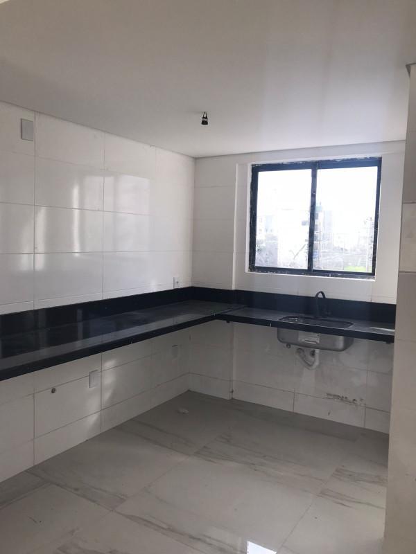 Cobertura, Santa Cruz, 4 Quartos, 2 Vagas, 1 Suíte