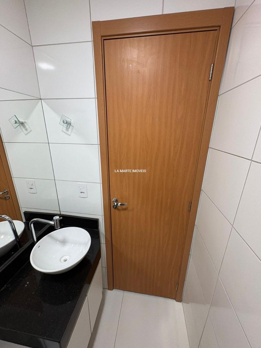 Apartamento, Três Barras, 2 Quartos, 1 Vaga