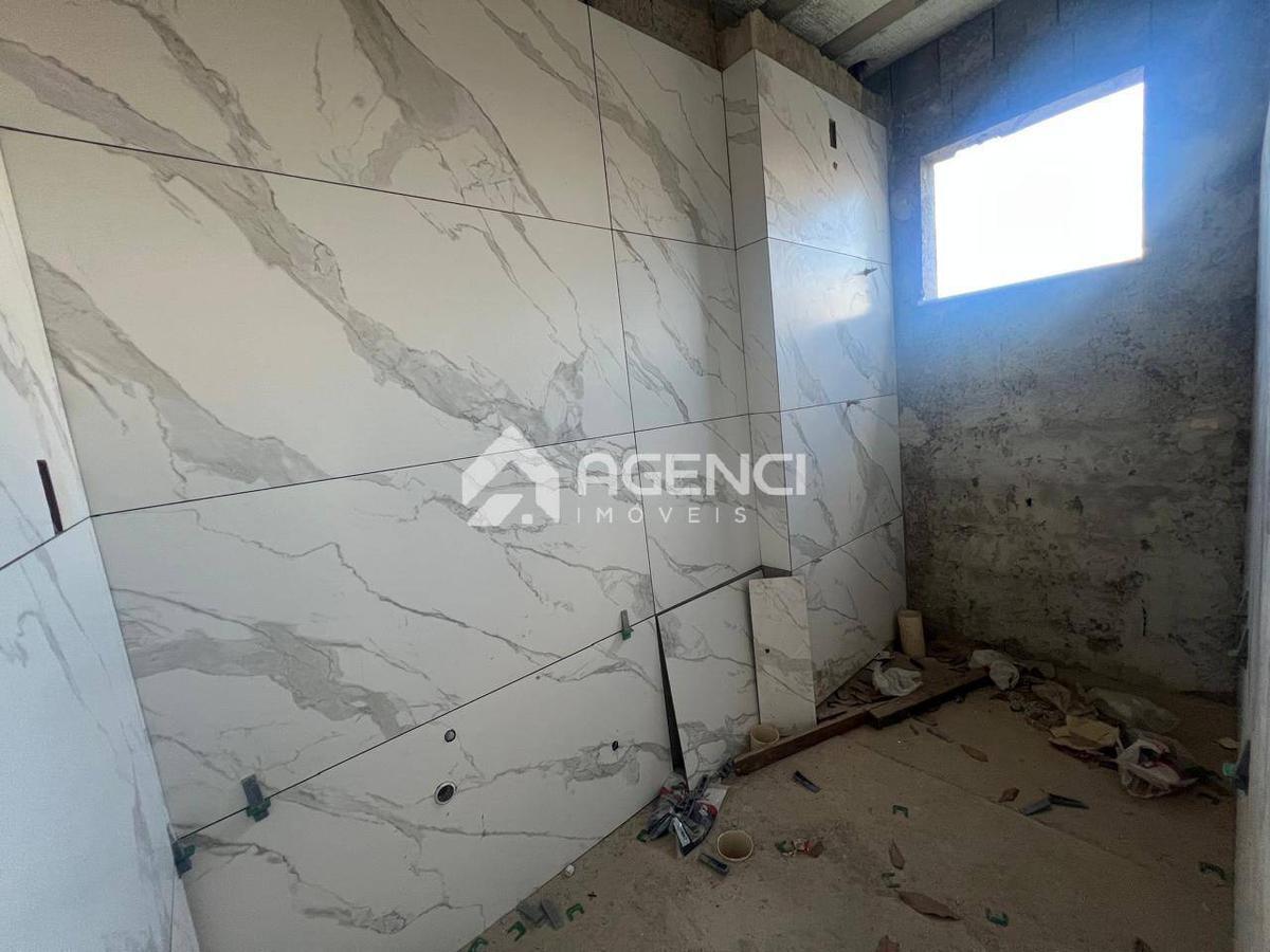 Casa, Pedra Azul, 2 Quartos, 0 Vaga, 1 Suíte