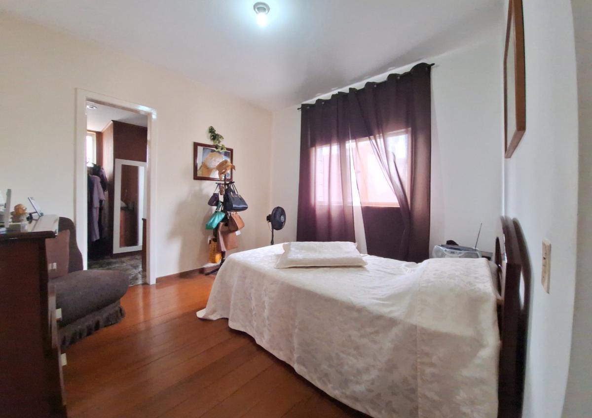 Apartamento, Sagrada Família, 3 Quartos, 2 Vagas, 1 Suíte