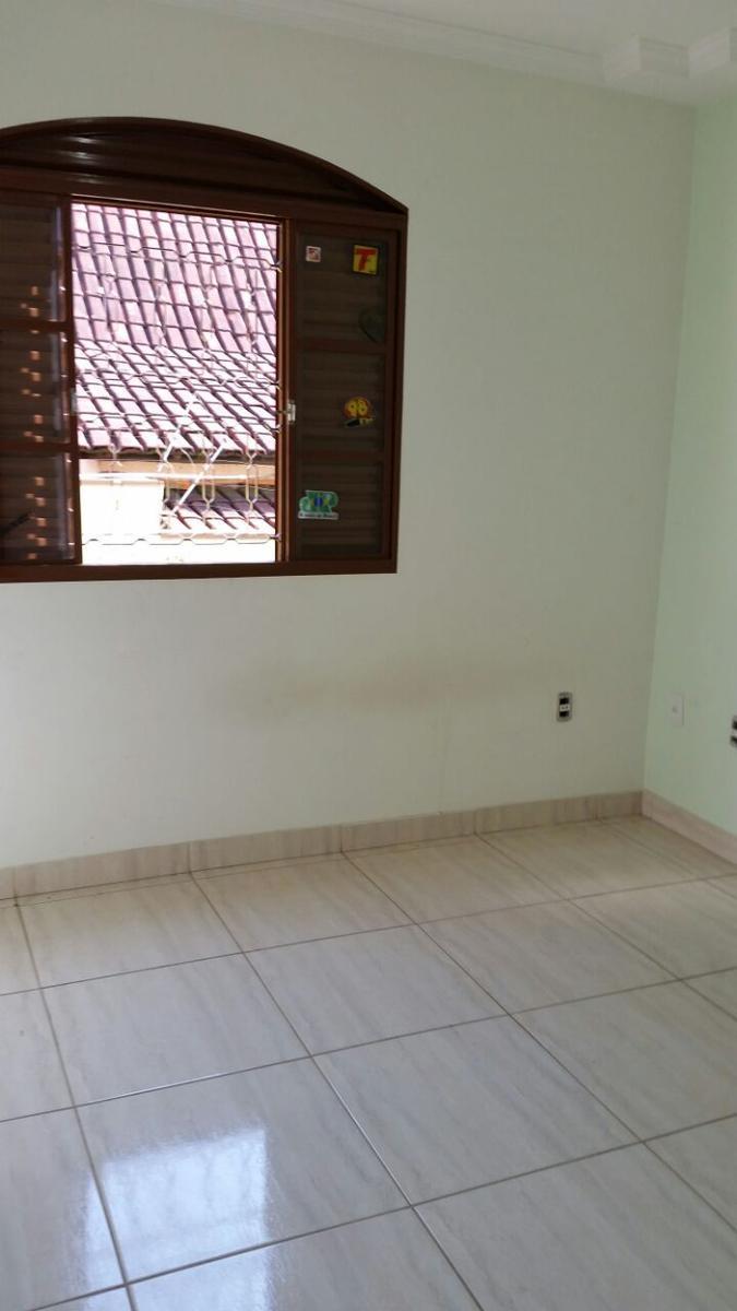 Casa, Arvoredo, 3 Quartos, 3 Vagas, 1 Suíte