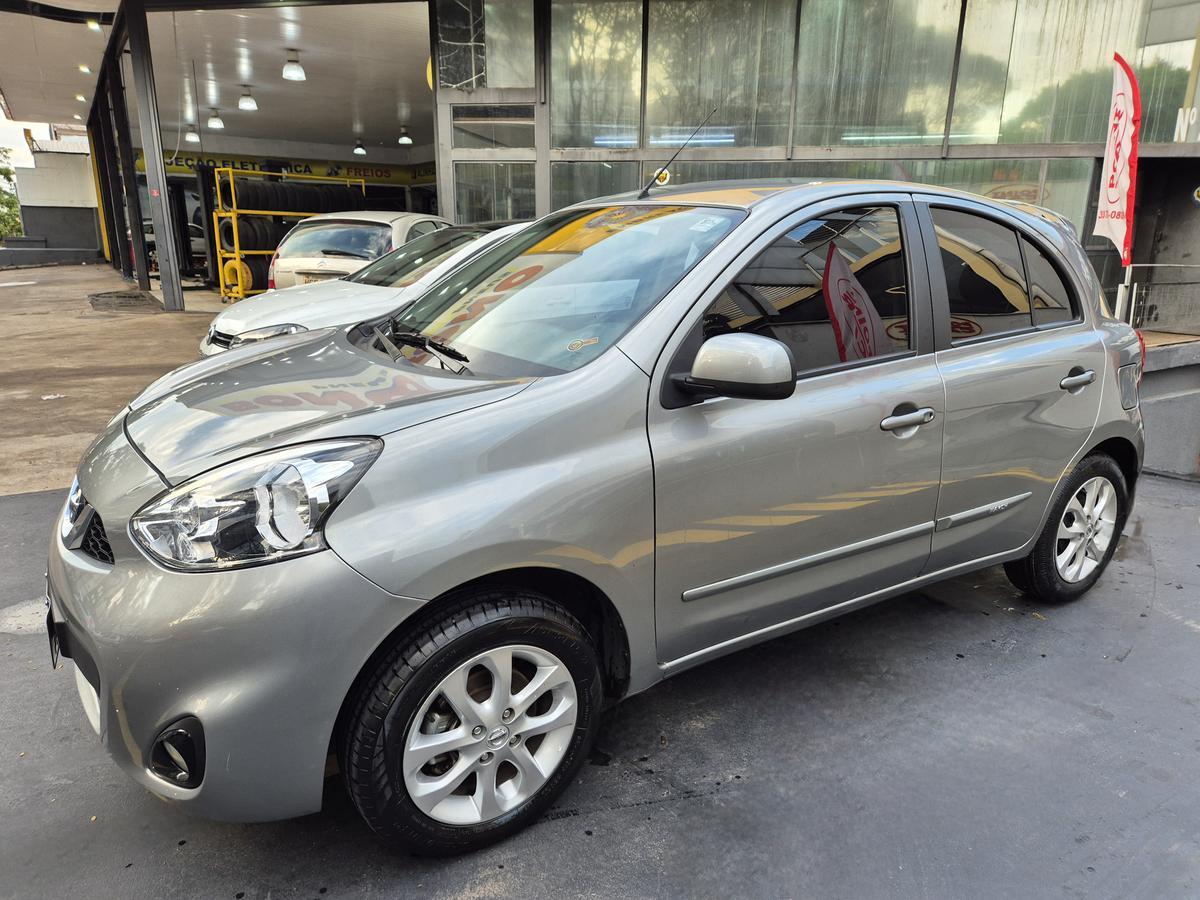 Nissan March Sv 1.6 16v Flexstart 5p Mec.