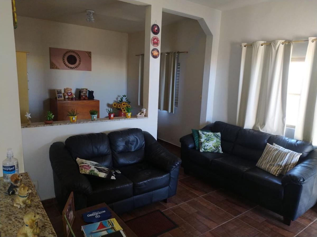 Casa, Conjunto Habitacional Centenário, 3 Quartos, 2 Vagas, 2 Suítes